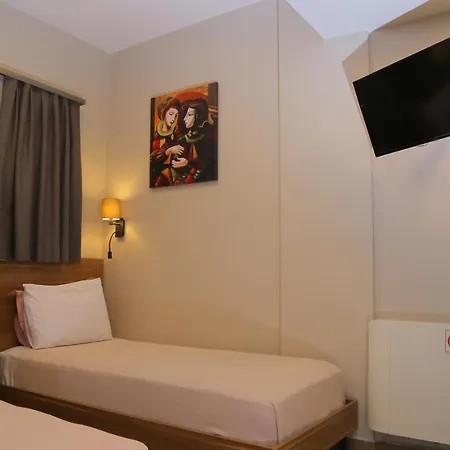 Senyildiz 3*
