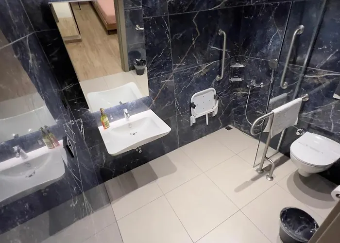 Senyildiz Hotel İzmir