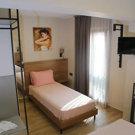 Senyildiz Hotel İzmir