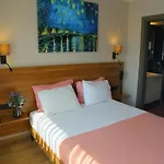 Otel şenyıldız İzmir